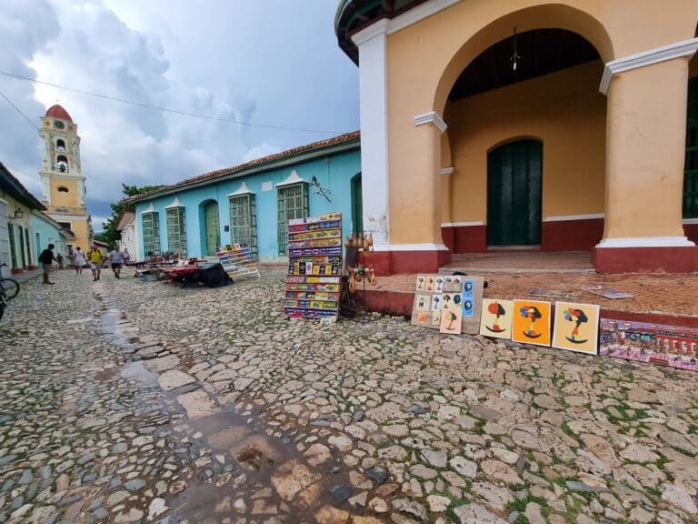 mercadillo trinidad cuba